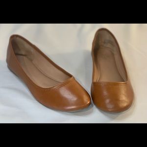 Universal Thread Flats